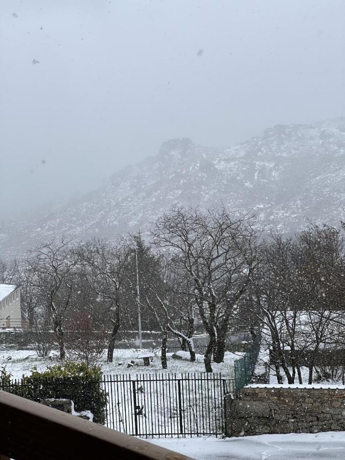 Appartamento Estrela Da Montanha Penhas da Saúde Esterno foto