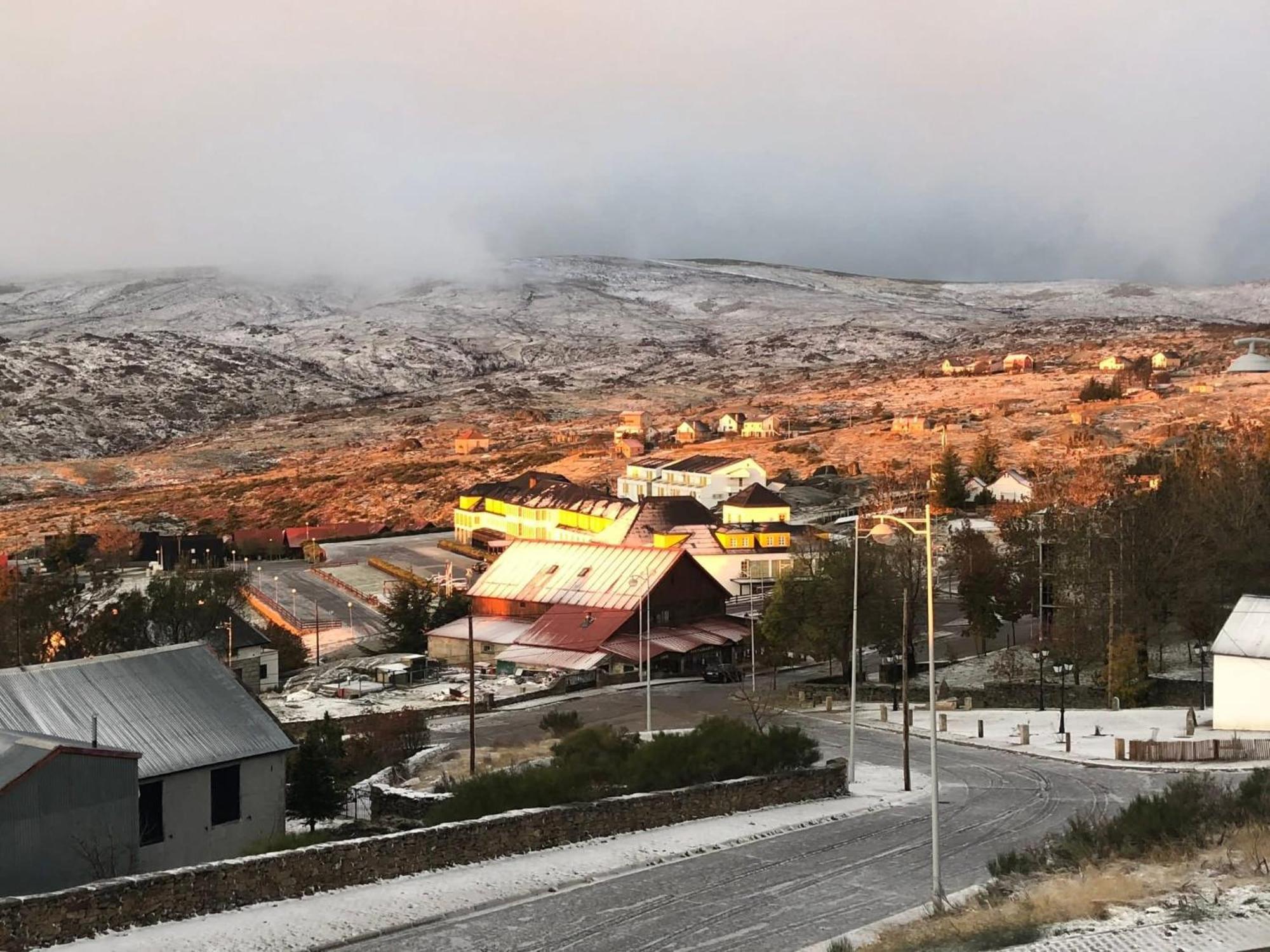 Appartamento Estrela Da Montanha Penhas da Saúde Esterno foto